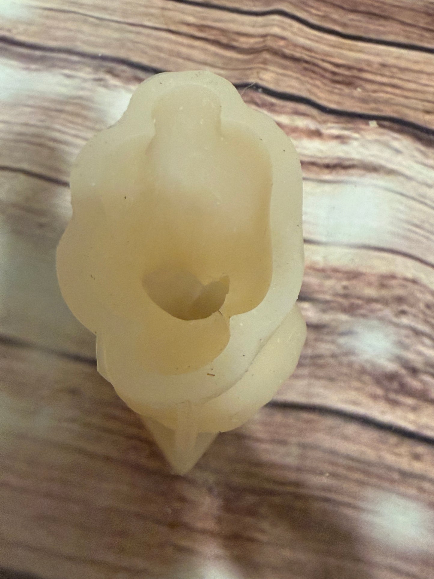 1 cavity girl with blindfold mold