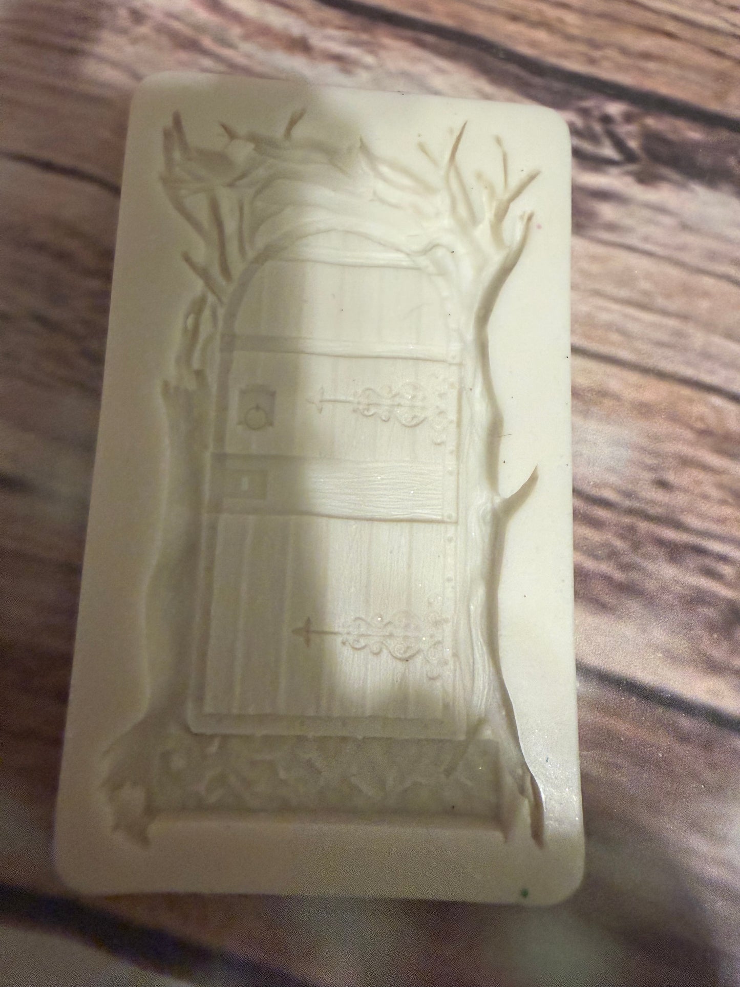 1 cavity woodland door mold