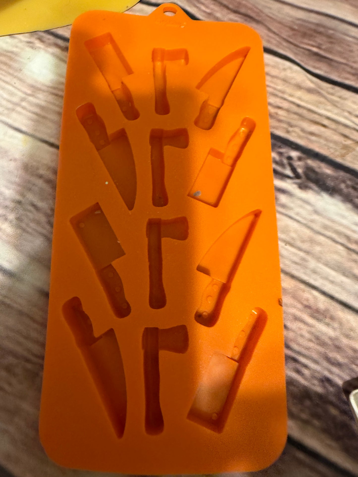 12 cavity sharp weapon mold