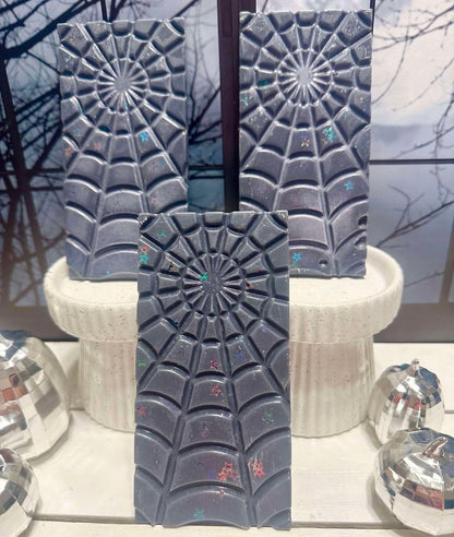 1 cavity spider web snap bar