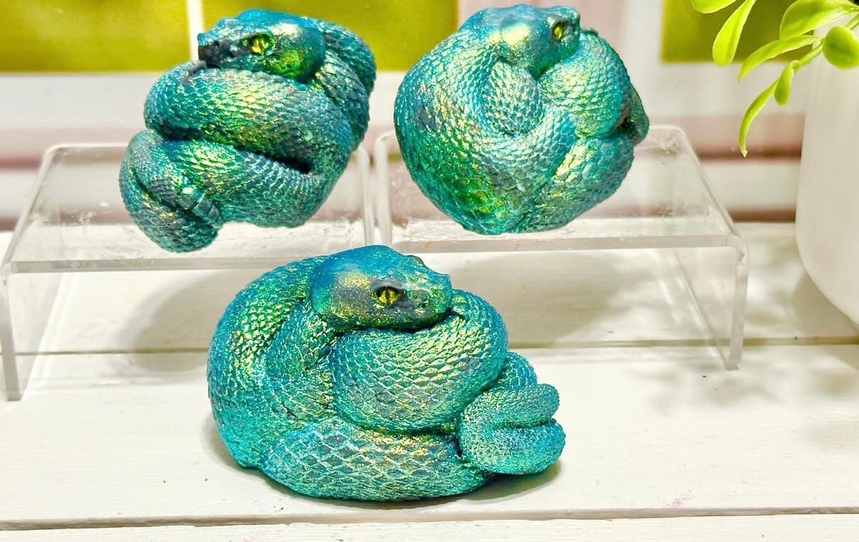 1 cavity coiled snake mold – Twilight Garden Wax
