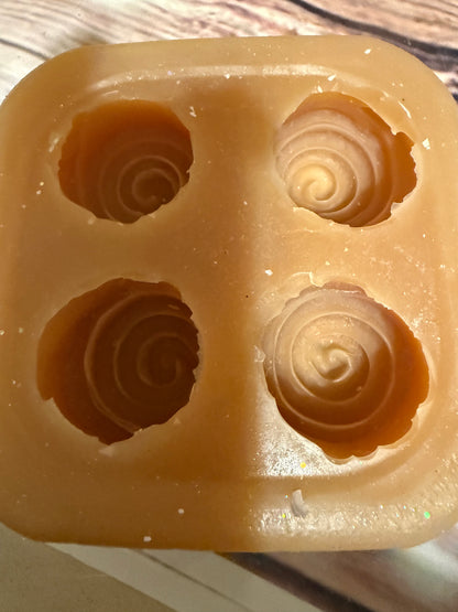 4 cavity cinnamon bun mold