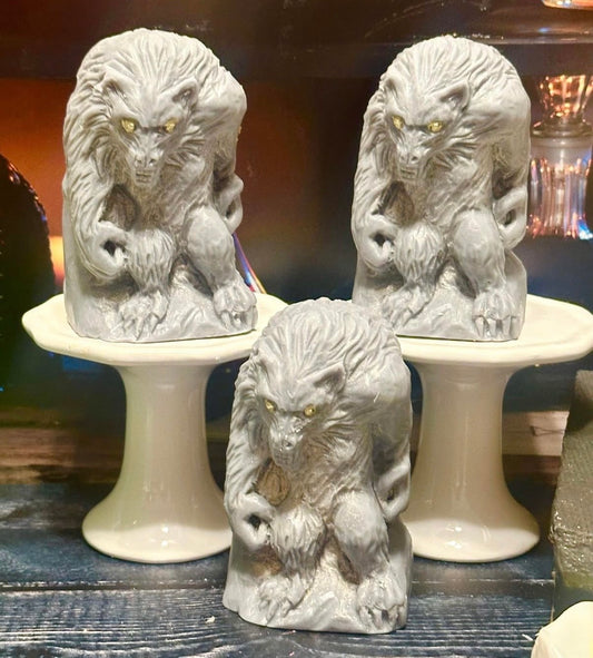 1 cavity werewolf mold