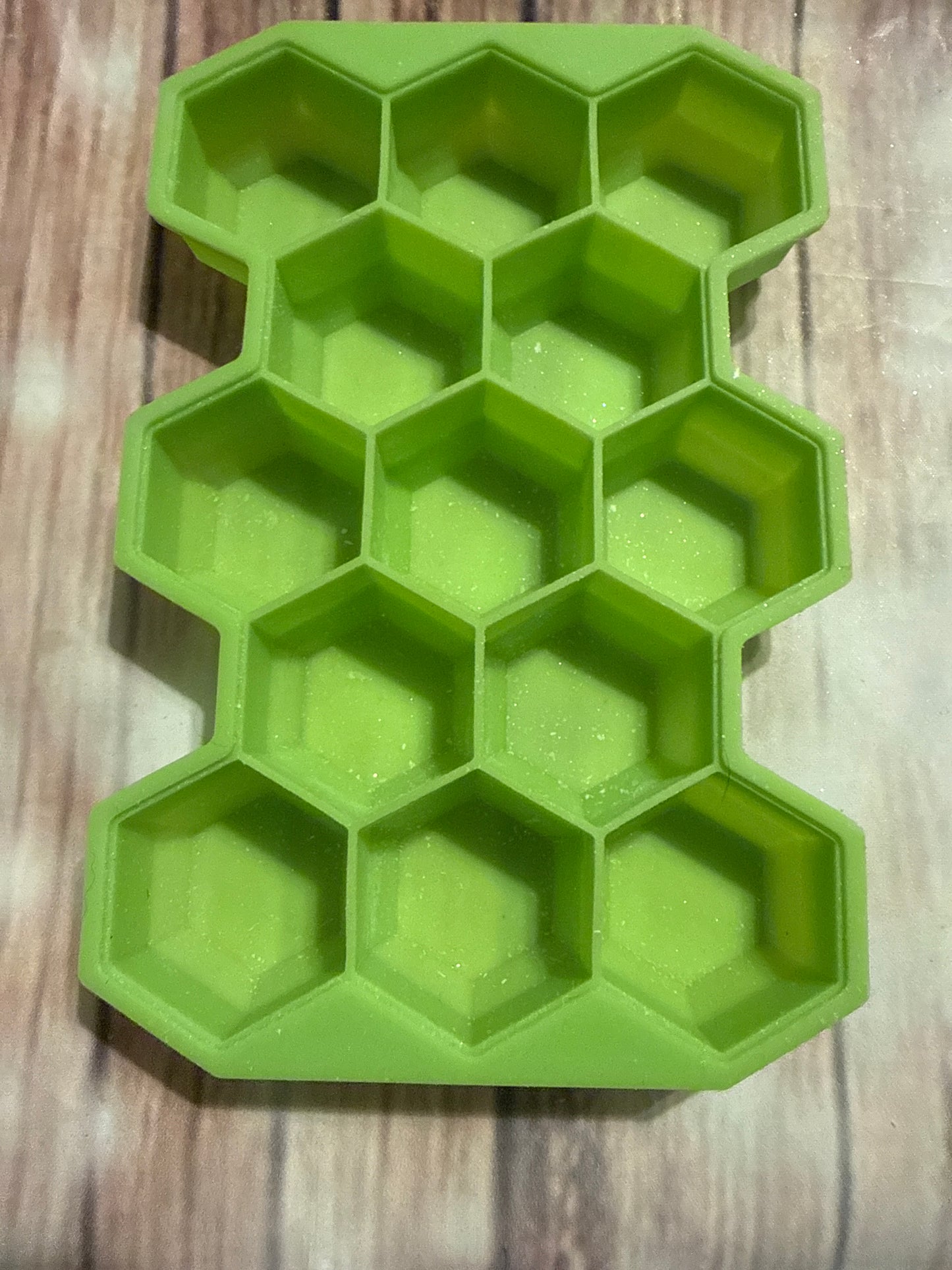 13 cavity hex mold (used for zebra cakes)