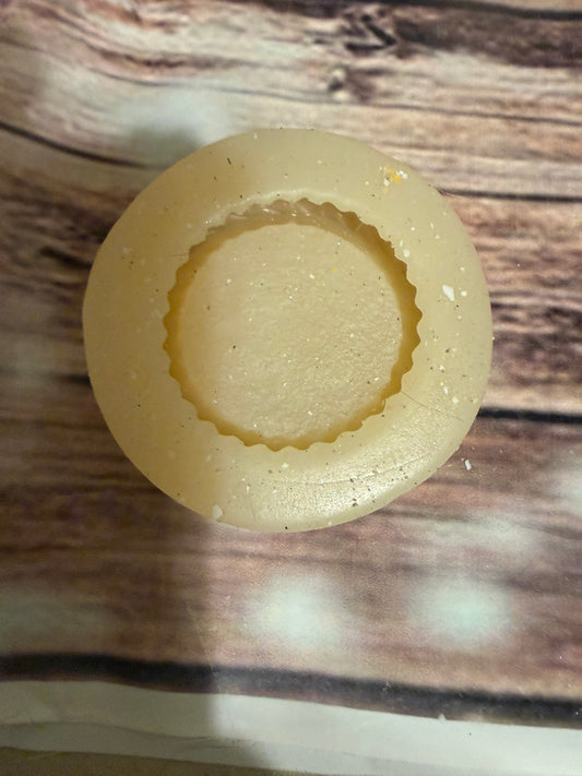 1 cavity pie crust mold