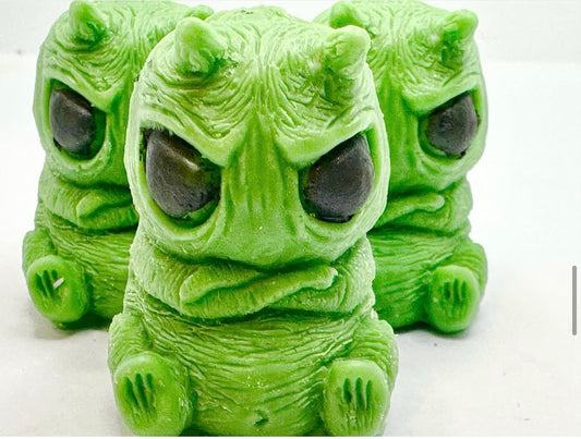 1 cavity cute alien mold