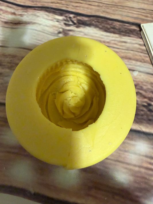 1 cavity buttercream rose cupcake mold