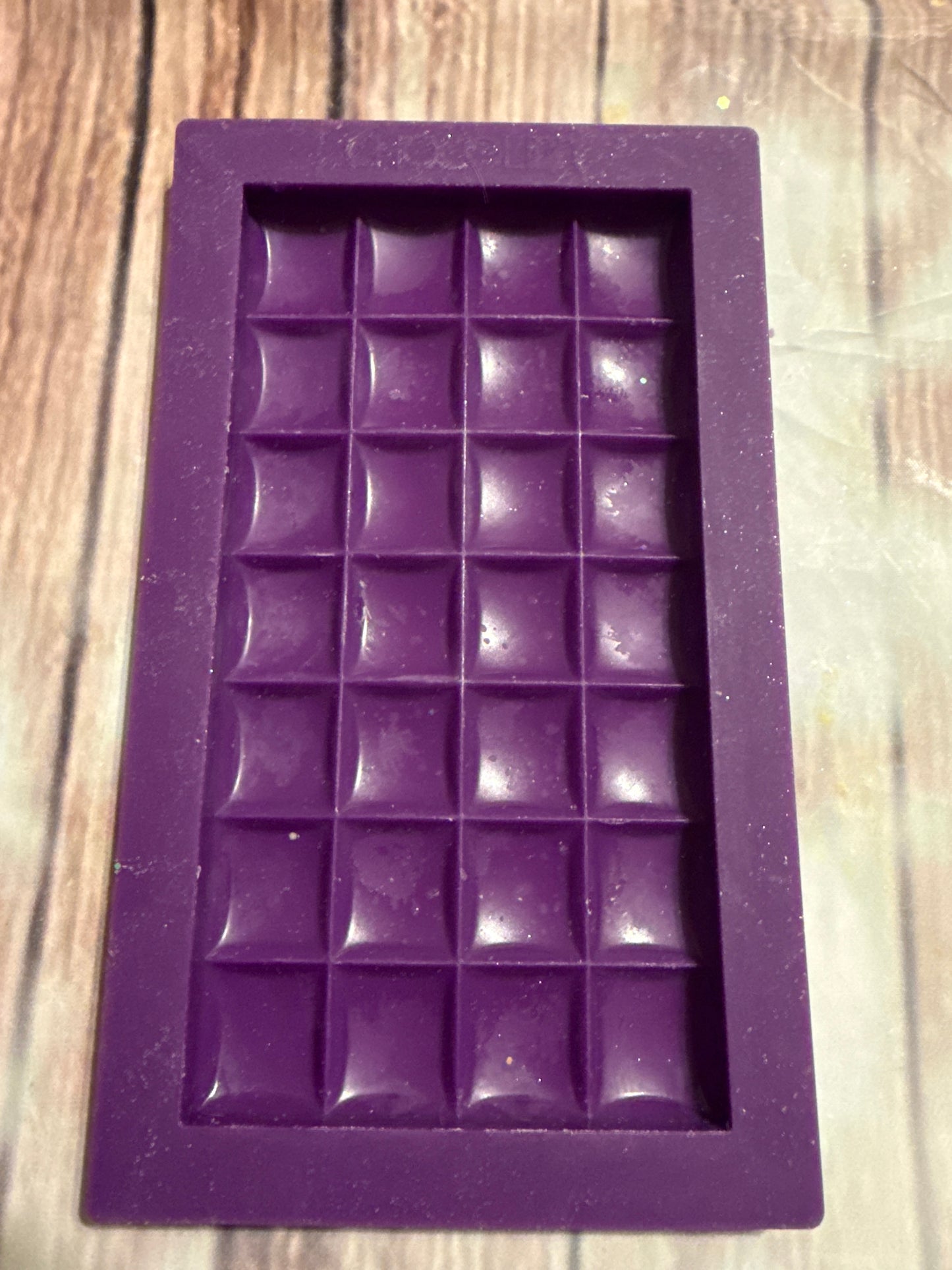 Large snap bar mold