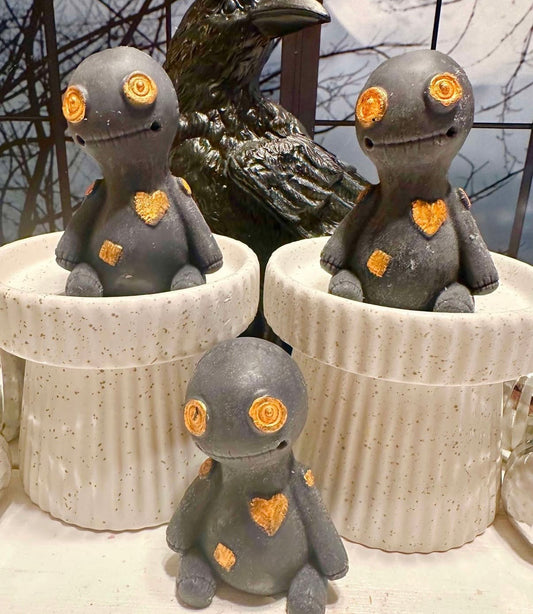 1 cavity voodoo doll mold