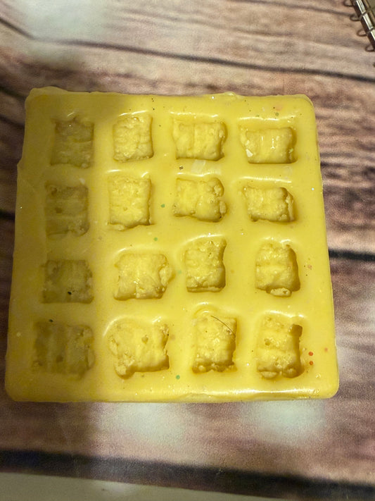 16 captain crunch & 16 cavity berries mold