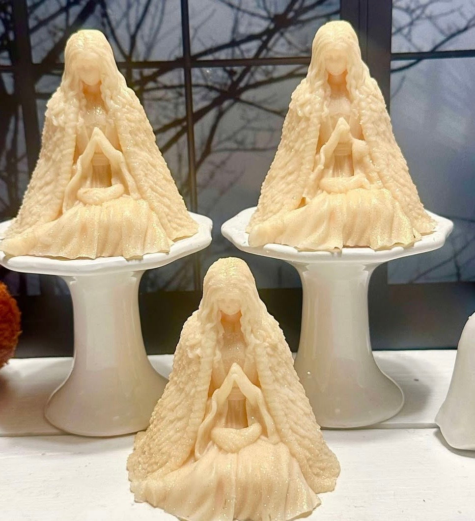 1 cavity witch sitting