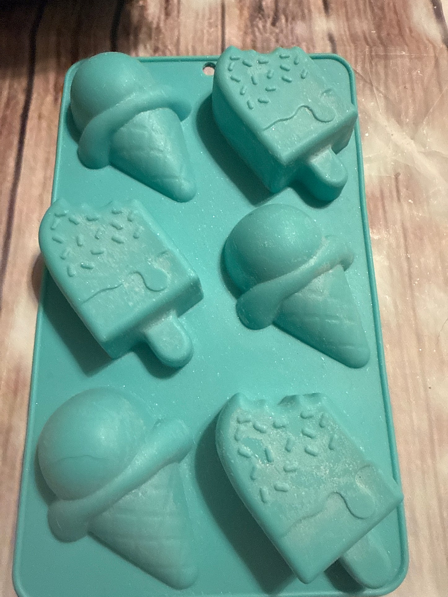 6 cavity popsicle and ice cream come mold