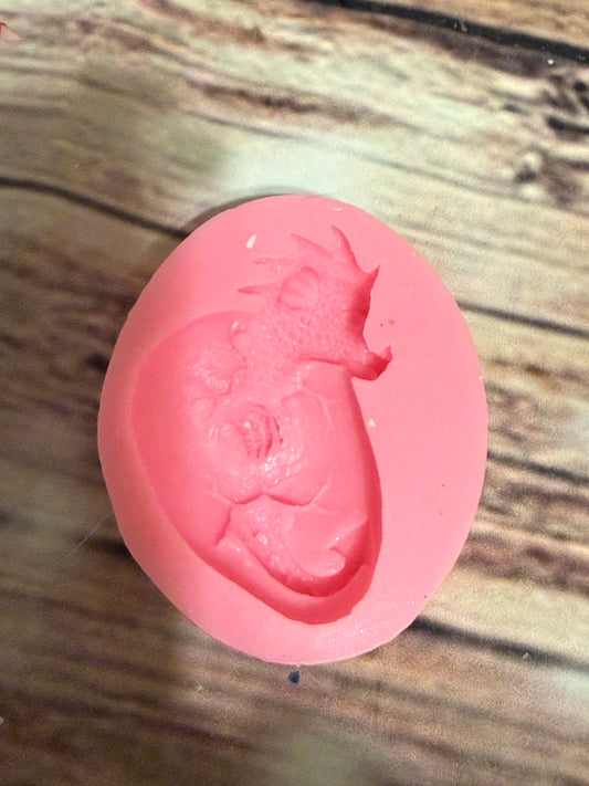 1 cavity dragon in egg mold