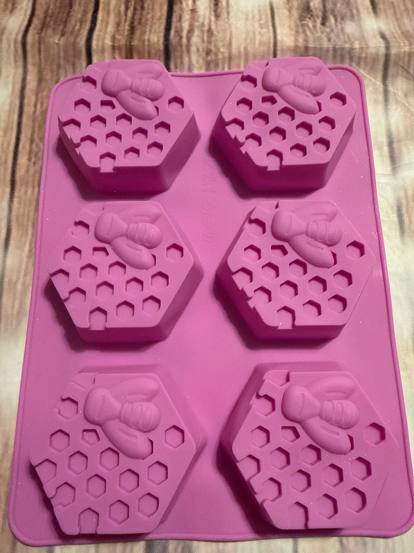 6 cavity hexagon bee mold