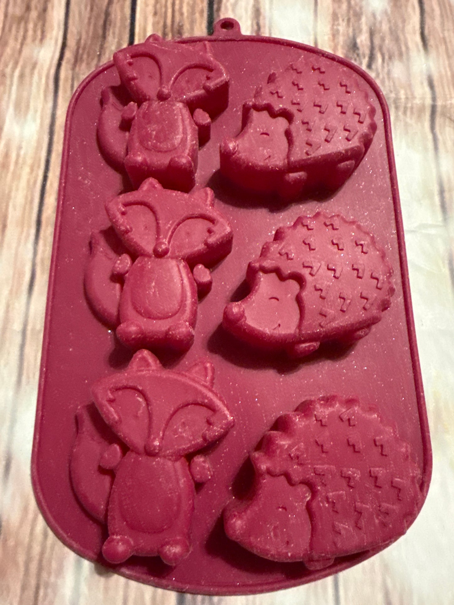 6 cavity hedgehog & fox mold