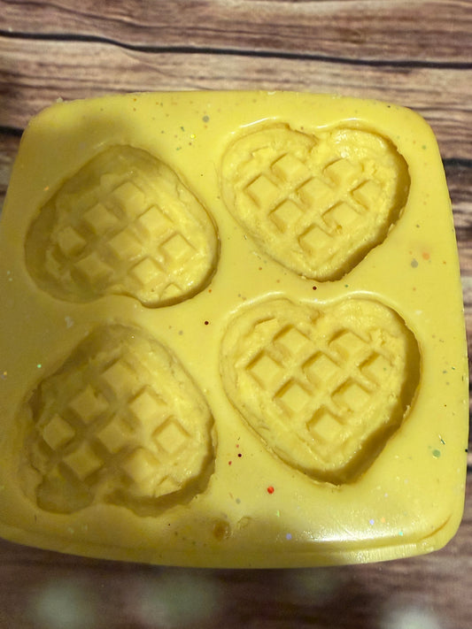 4 cavity heart waflle mold
