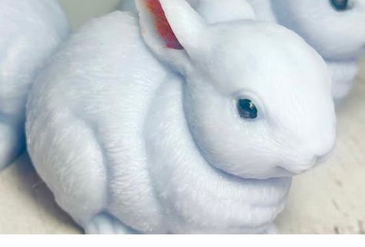 1 cavity sitting bunny mold