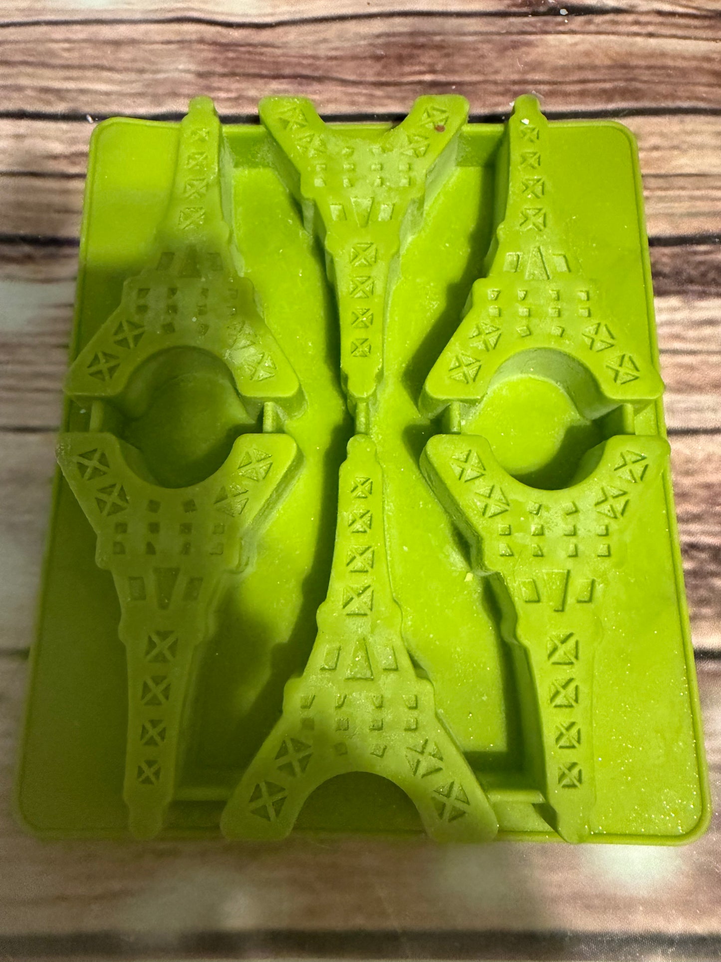 Eiffel Tower mold